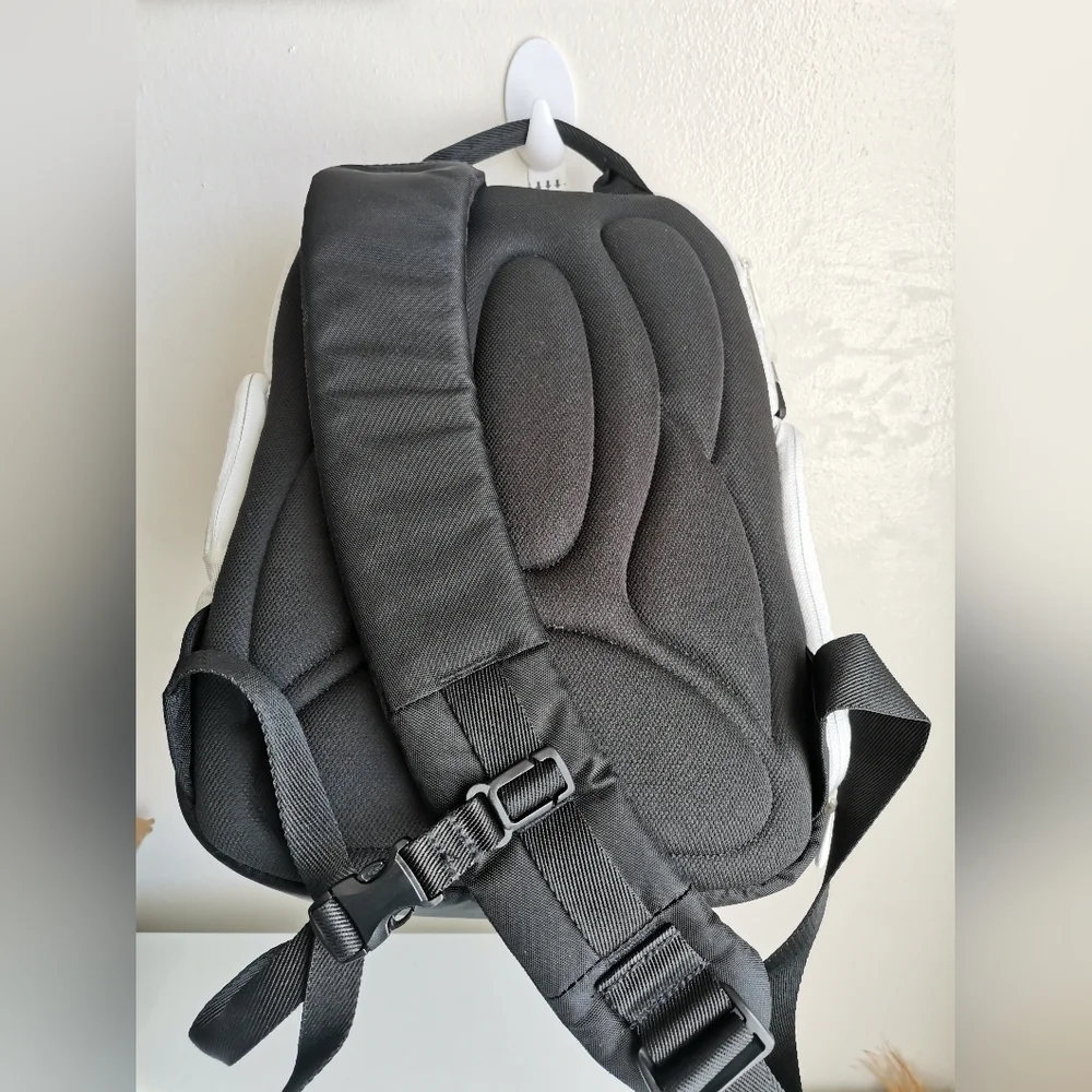 Manfrotto Agile Like New V Sling S. W. Style Camera Bag - Picture 3 of 9